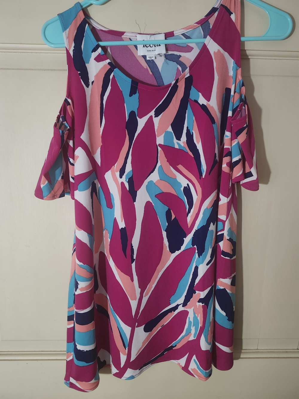 Leota Cold-Shoulder Tunic in Fuchsia Multi-Print